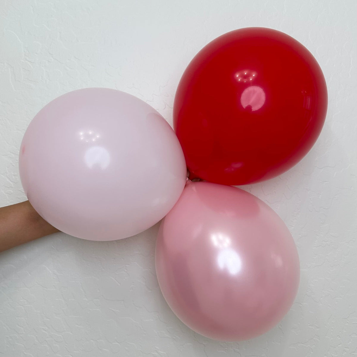 Love In The Air Balloon Garland 3-in-1 Kit