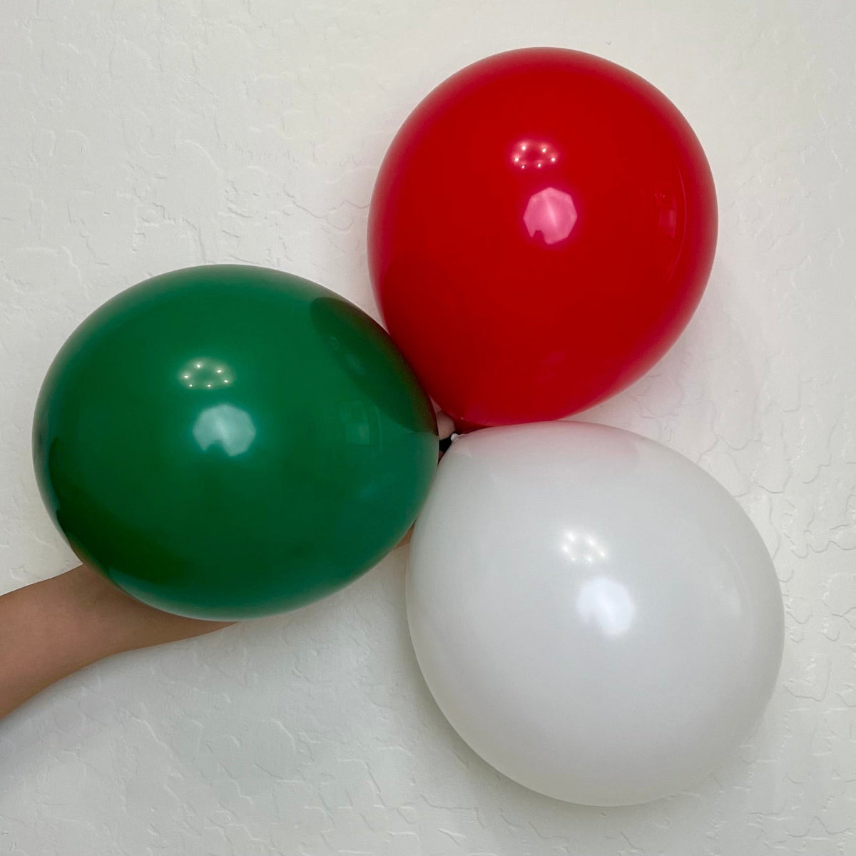Winter Wonderland Balloon Garland 3-in-1 Kit