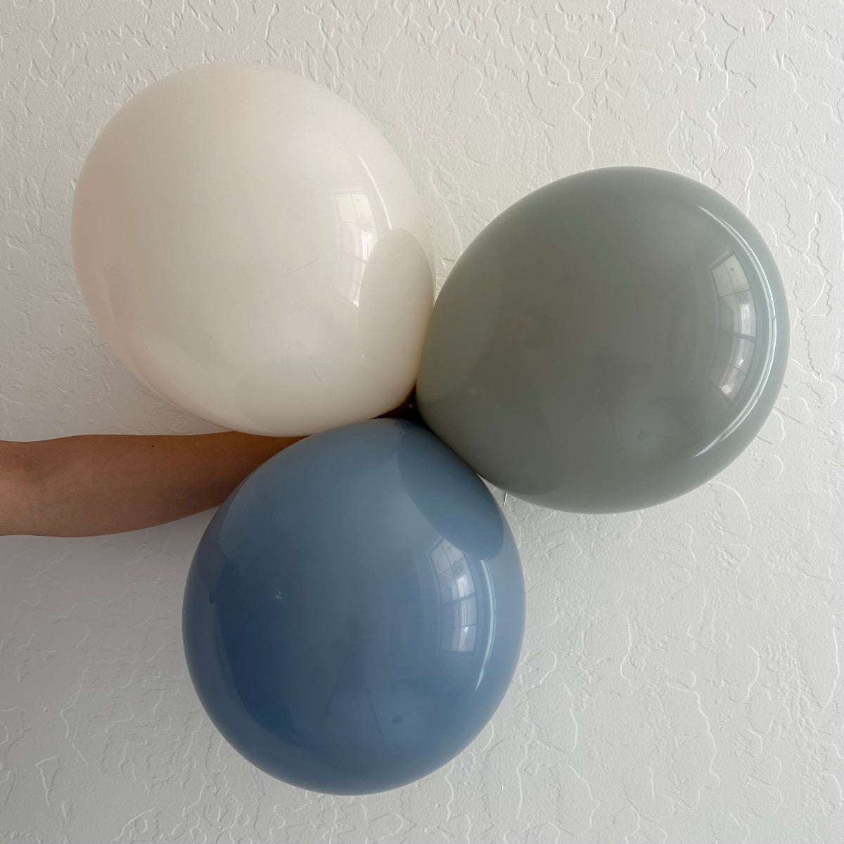 Cool Breeze Balloon Garland 3-in-1 Kit